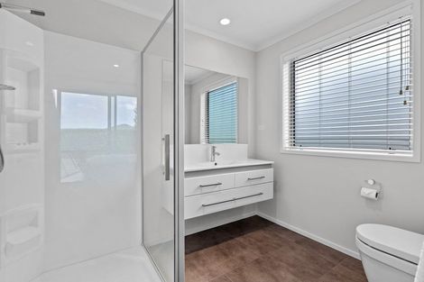 Photo of property in 1 Kapuka Street, Papamoa Beach, Papamoa, 3118