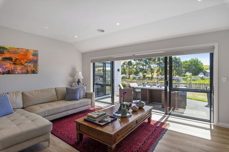 Photo of property in 176 Milne Drive, Paraparaumu, 5032