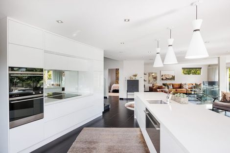 Photo of property in 25 Trent Avenue, Hokowhitu, Palmerston North, 4410