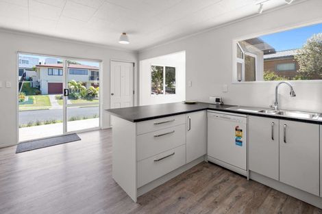 Photo of property in 7 Claydon Place, Ohope, 3121