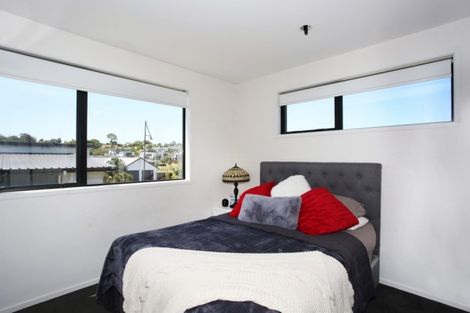 Photo of property in 10 Stockyard Crescent, Pukekohe, 2120