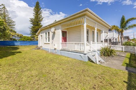 Photo of property in 92 Te Awa Avenue, Te Awa, Napier, 4110