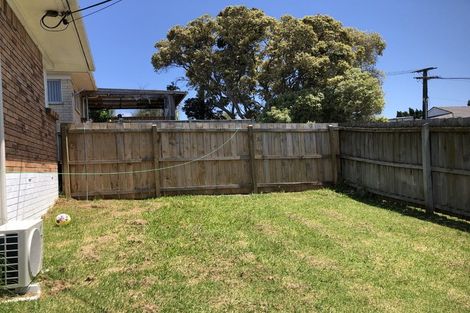 Photo of property in 1/8 Anne Road, Hillcrest, Auckland, 0627