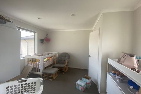 Photo of property in 6 Akeake Lane, Manurewa, Auckland, 2102