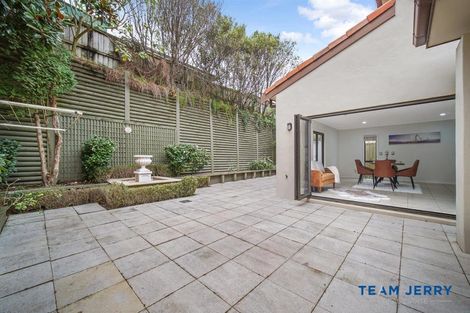 Photo of property in 27 Bridgefield Crescent, Flat Bush, Auckland, 2016