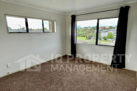 Photo of property in 35 Peninsula Road, Mangere, Auckland, 2022