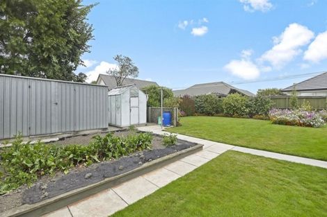 Photo of property in 11 Rue De La Mare, Parklands, Christchurch, 8083