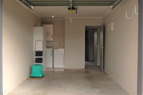 Photo of property in Henry Russell Estate, 16/36 Belgrove Drive, Waipukurau, 4200