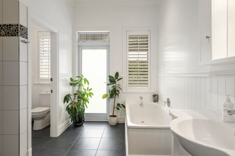 Photo of property in 37 Ryvington Lane, Tamahere, Hamilton, 3283