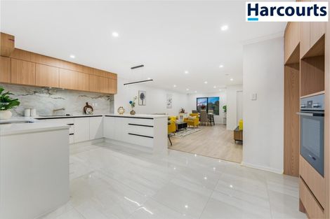 Photo of property in 1/7 Glen Road, Ranui, Auckland, 0612