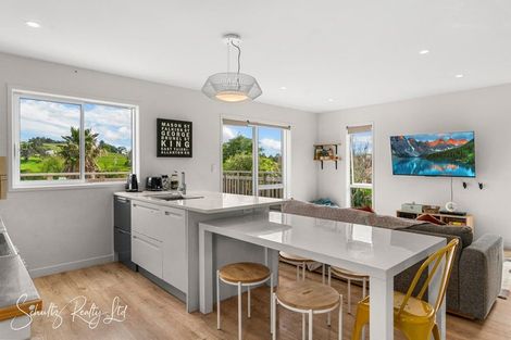 Photo of property in 15 Ash Grove, Maungaturoto, 0520