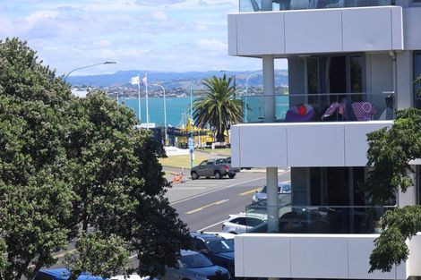 Photo of property in Salisbury Crown, 8/7 Salisbury Avenue, Mount Maunganui, 3116