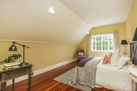 Photo of property in 2 Cluny Avenue, Kelburn, Wellington, 6012