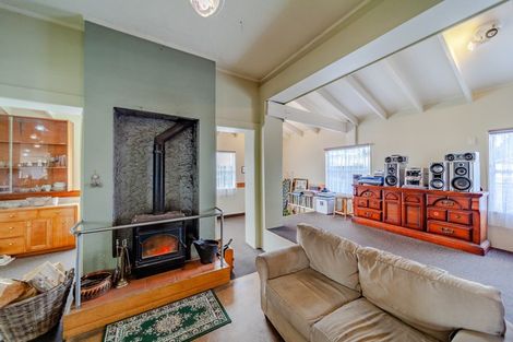 Photo of property in 71 Charlotte Street, Takapau, 4203