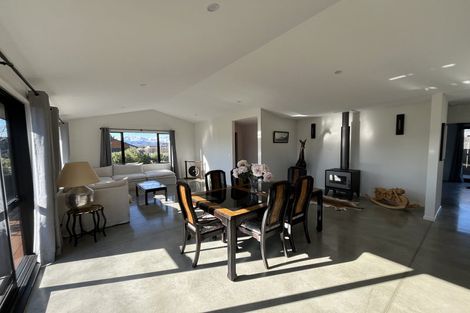 Photo of property in 5 Tahi Street, Albert Town, Wanaka, 9305