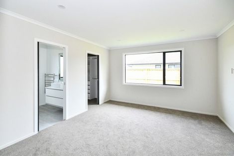 Photo of property in 35a Leathem Crescent, Pokeno, 2402