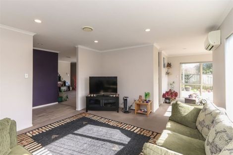 Photo of property in 6c Faber Place, Inglewood, 4330