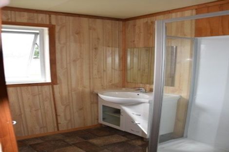 Photo of property in 3 Blue Way, Glendene, Auckland, 0602