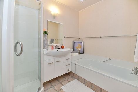 Photo of property in 2/12 Ramsgate Terrace, Mairangi Bay, Auckland, 0630