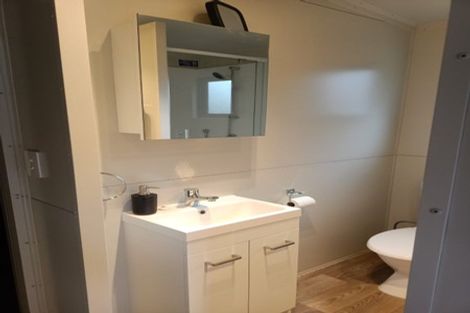 Photo of property in 32 Forest Road, Waitarere Beach, Levin, 5510