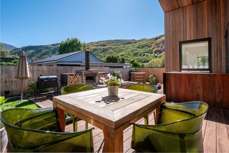 Photo of property in 3 Cornwall Street, Arrowtown, 9302