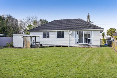 Photo of property in 18 Acourt Street, Hawera, 4610