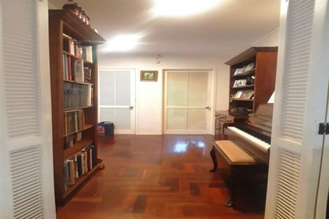 Photo of property in 10 Hazeldene Place, Opaheke, Papakura, 2113