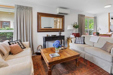 Photo of property in 11 Seaton Court, Hokowhitu, Palmerston North, 4410