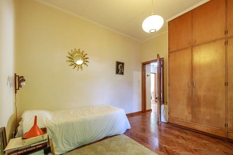 Photo of property in 151 Glenmore Street, Kelburn, Wellington, 6012