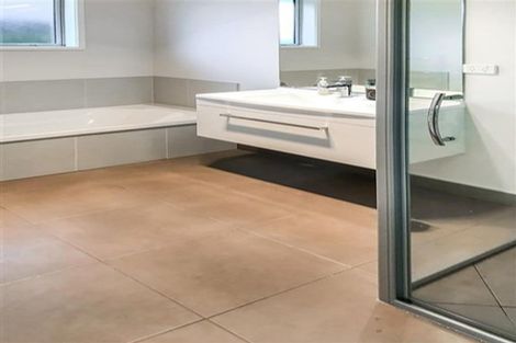 Photo of property in 7 Rohea Place, Opaheke, Papakura, 2113