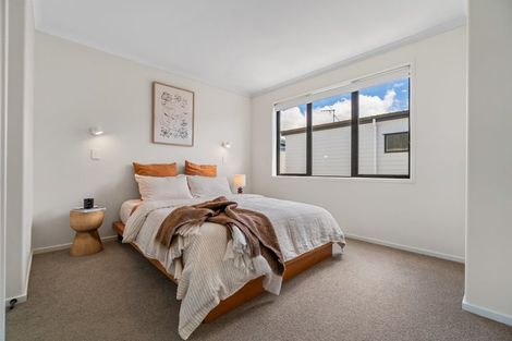 Photo of property in 1092c Great North Road, Point Chevalier, Auckland, 1022