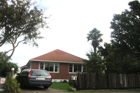 Photo of property in 4 Puketapu Grove, Waiwhetu, Lower Hutt, 5010