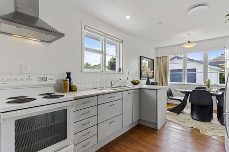 Photo of property in 39 Aliford Avenue, One Tree Hill, Auckland, 1061
