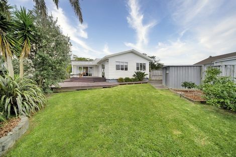 Photo of property in 60 De Quincey Terrace, Highland Park, Auckland, 2010