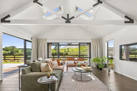 Photo of property in 11 Lochridge Drive, Kinloch, 3377