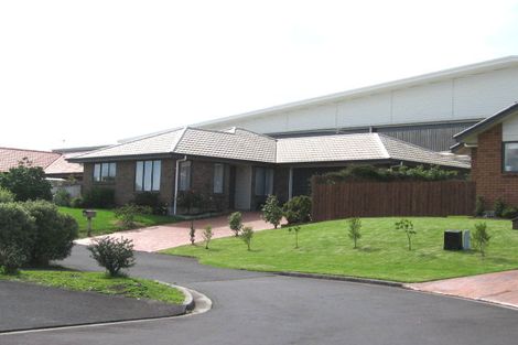 Photo of property in 94 Kingdale Road, Henderson, Auckland, 0610