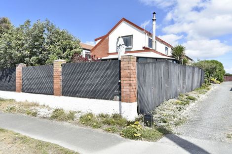 Photo of property in 410a Marine Parade, South New Brighton, Christchurch, 8062
