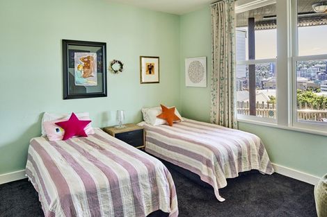 Photo of property in 8 Mcfarlane Street, Mount Victoria, Wellington, 6011