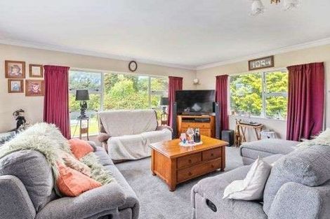 Photo of property in 5 Buckley Road, Shannon, Palmerston North, 4474