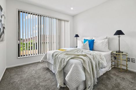 Photo of property in 164a Mahia Road, Wattle Downs, Auckland, 2103