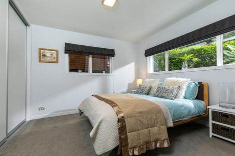 Photo of property in 10a Surville Place, Mairangi Bay, Auckland, 0630