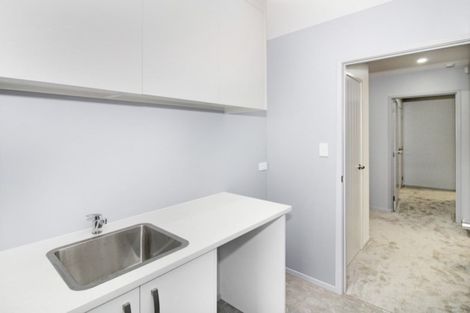 Photo of property in 2 Frederick Place, Whalers Gate, New Plymouth, 4310