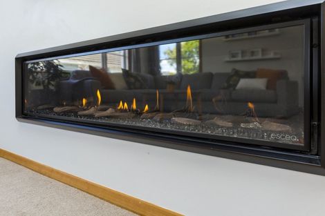 Photo of property in 7 Raukawa Grove, Trentham, Upper Hutt, 5018