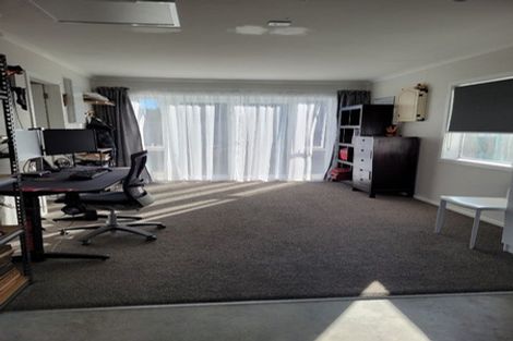 Photo of property in 23a Pearce Crescent, Taita, Lower Hutt, 5011