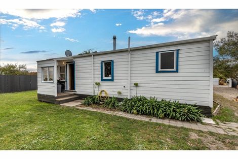 Photo of property in 6 Osborne Road, Amberley, 7410