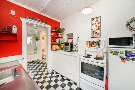 Photo of property in 9 Lambert Street, Marton, 4710