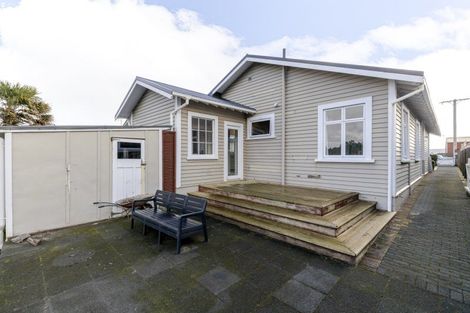 Photo of property in 14 Ngaio Street, Strandon, New Plymouth, 4312