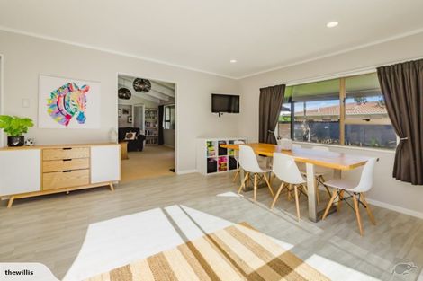 Photo of property in 67 Belvedere Avenue, Waikanae, 5036