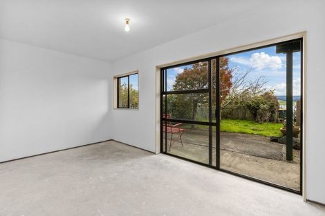 Photo of property in 10 Gull Street, Waihola, Milton, 9073