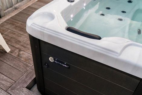 Photo of property in 11 Livingstone Drive, Papamoa Beach, Papamoa, 3118